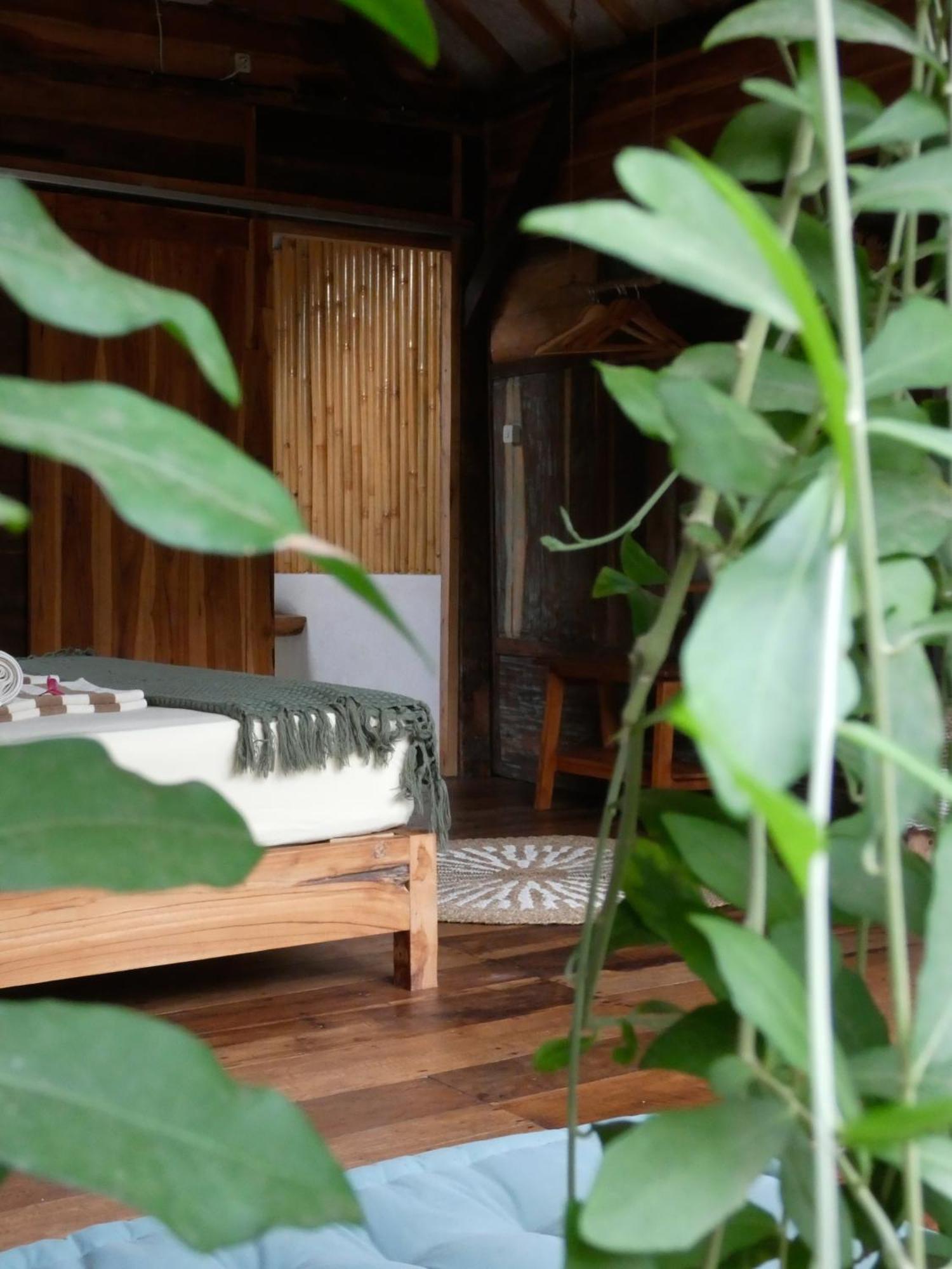 La Siesta Bungalows Only Adults Gili Air Exterior foto